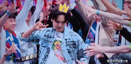 街舞老师吃瓜图片高清视频,高清视频揭秘幕后趣闻